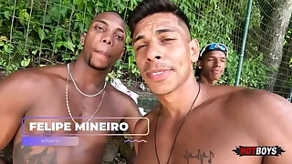 A mansão do sexo! - Mansão Hot!